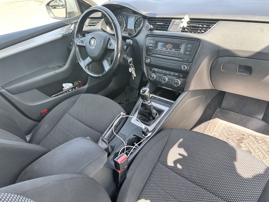 Skoda Octavia 1.6tdi 105cp