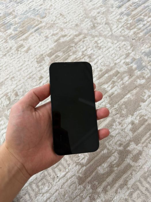 Продам айфон 13 256 гб