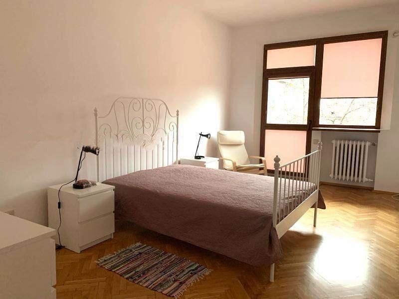 Дава се под наем Двустаен апартамент в София, Център - 90 кв.м за 797.64 € - Снимка #3