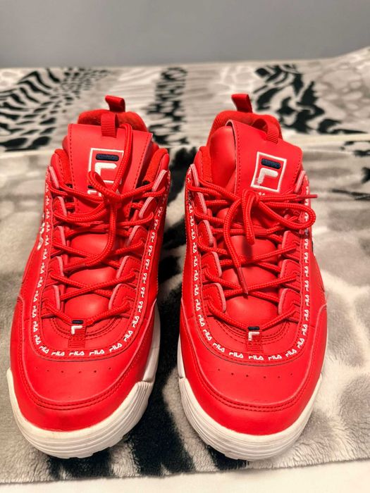 FILA Disruptor logo M