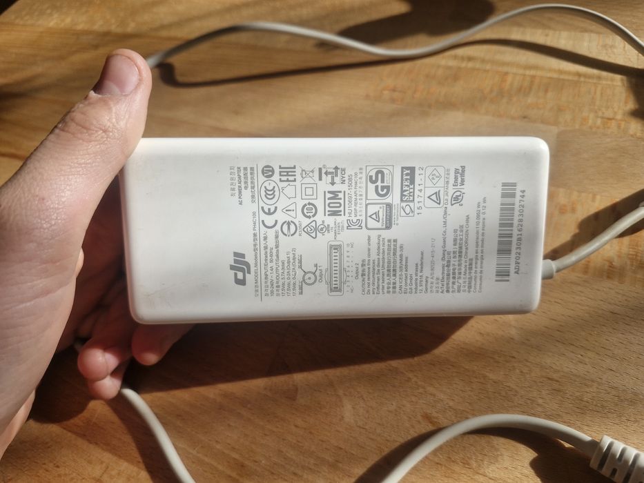 Dji phantom 4 charger