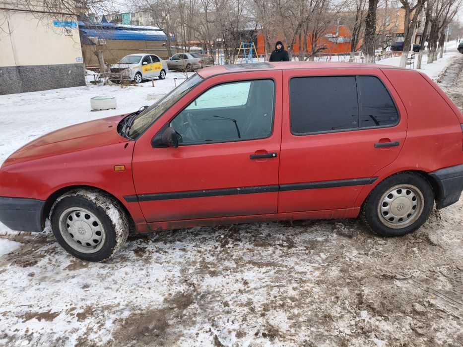 Продам гольф3 моновпрск 1.6