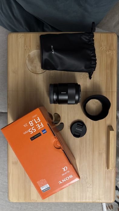 Sony FE 55mm f/1.8 Sonnar T* ZA твърд обектив за sony E mount