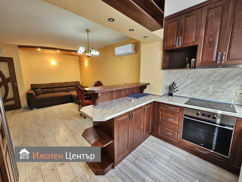 Дава се под наем Двустаен апартамент в София, Студентски град - 65 кв.м за 600 € - Снимка #2