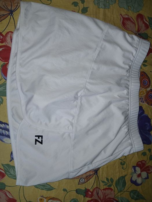 Тенис поличка с панталонки