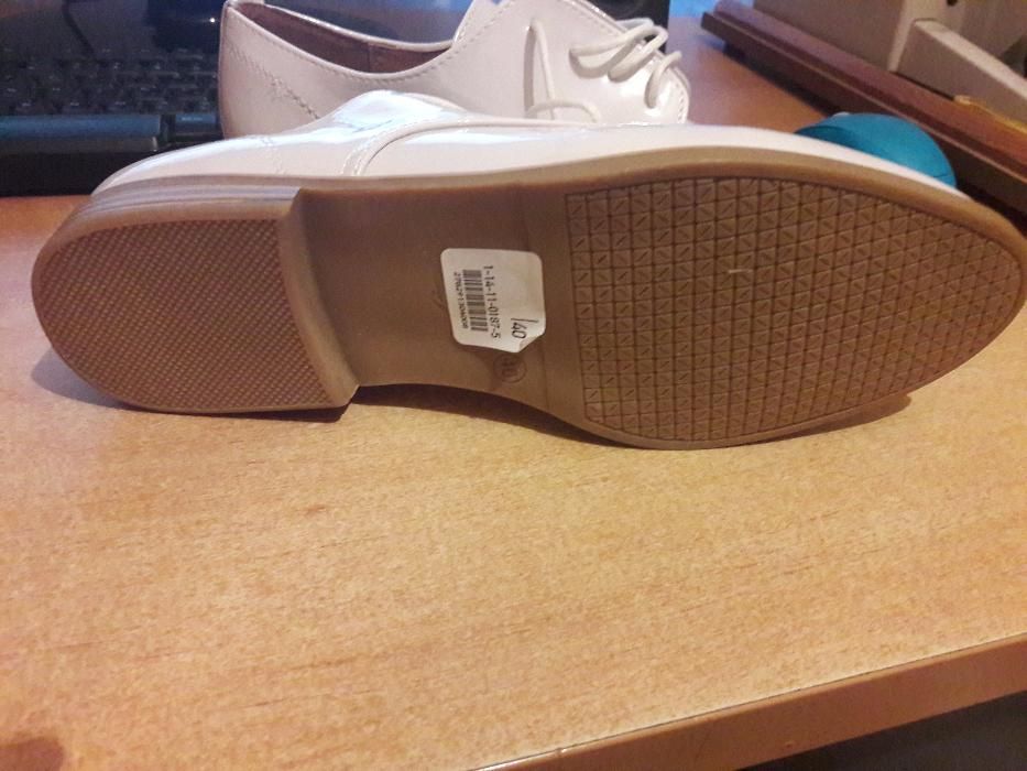 маратонки Nike