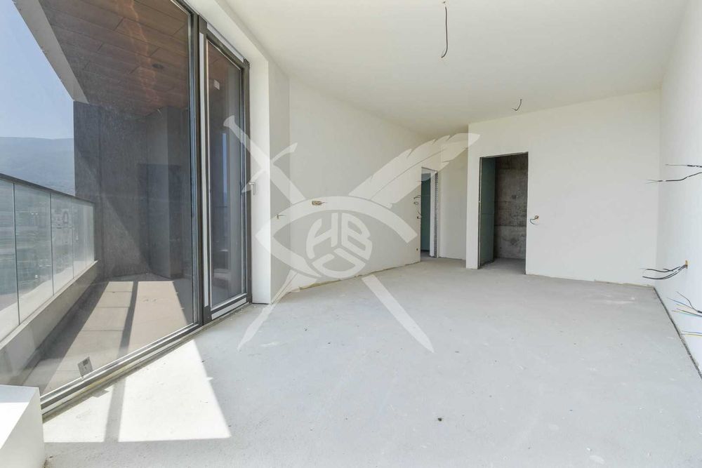 Многостаен апартамент в кв. Кръстова вада № 572-19000