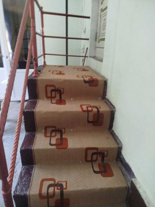 Ховли участка сотилади