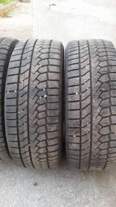 Зимни гуми Goodride, 245/45/19, 8mm