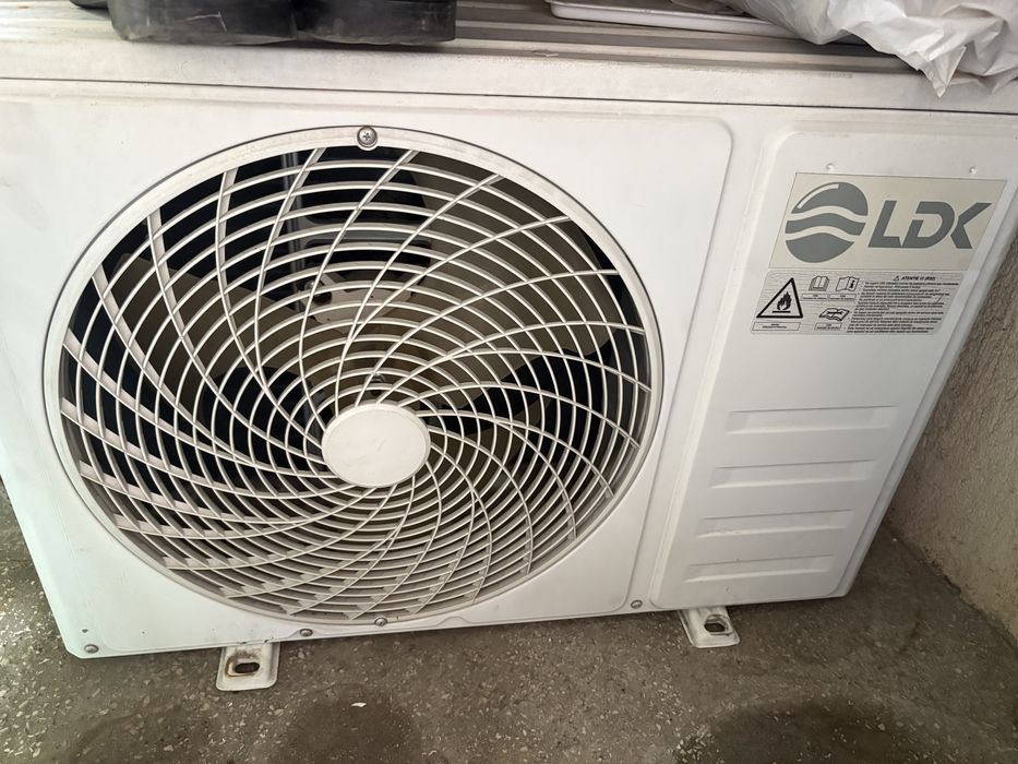 vand aer conditionat