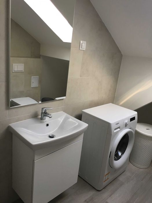 Proprietar, inchiriez apartament cu 3 camere, 101 mp, Dumbravita (Timisoara)