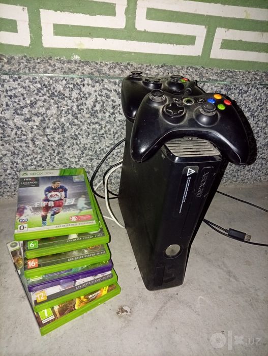 Xbox 360 игровой приставки