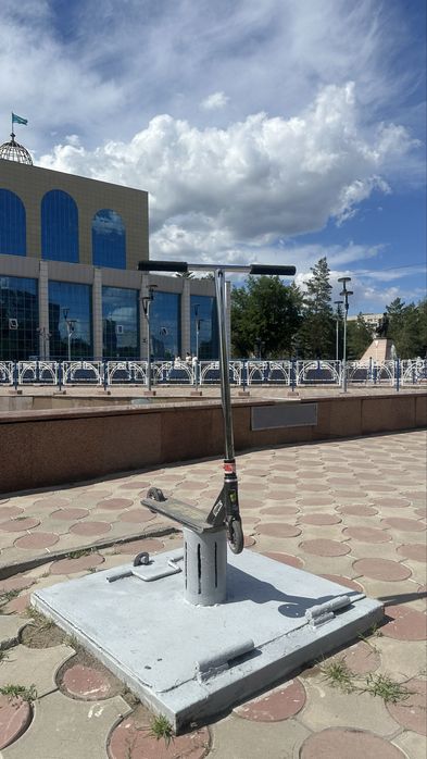 Продам трюковой самокат
