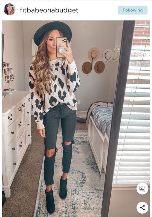 Пуловер с леопардов принт