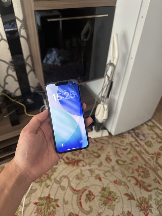 Продаю iPhone 13 в новом состояние