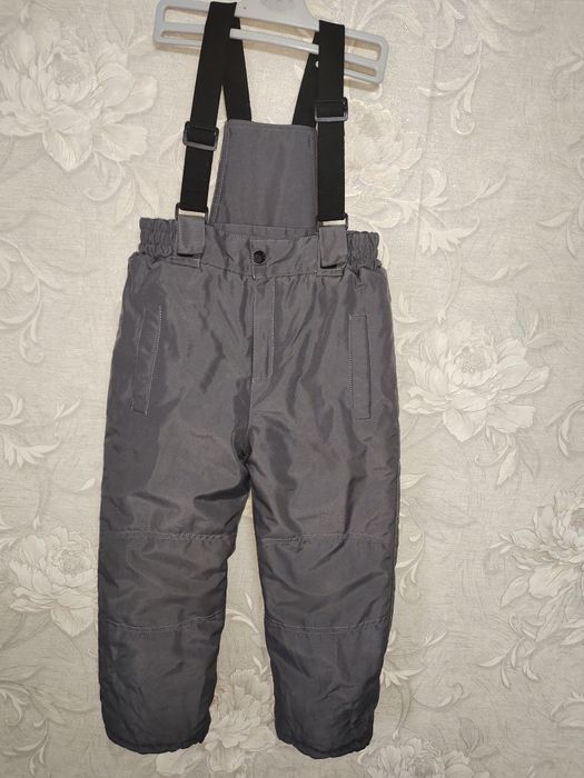 Продам зимний костюм 98-104