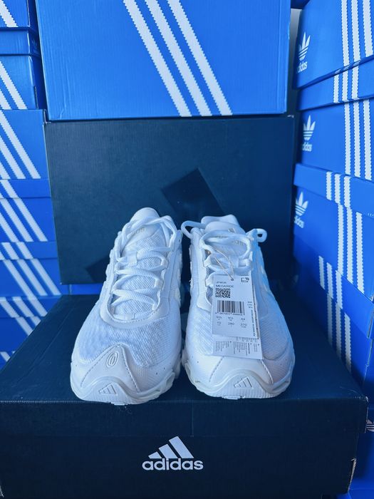 *Чисто Нови* Adidas Megaride *Footwear White & Grey One*