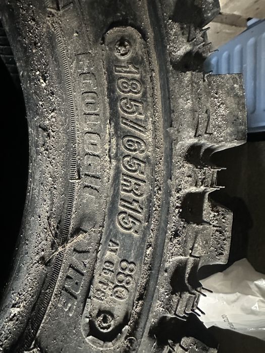 vand cauciucuri simex