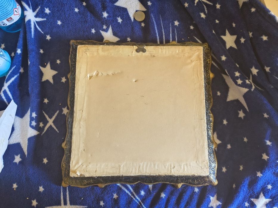 Goblen margarete, rama baroc, geam de sticla, agatatoare pe verso