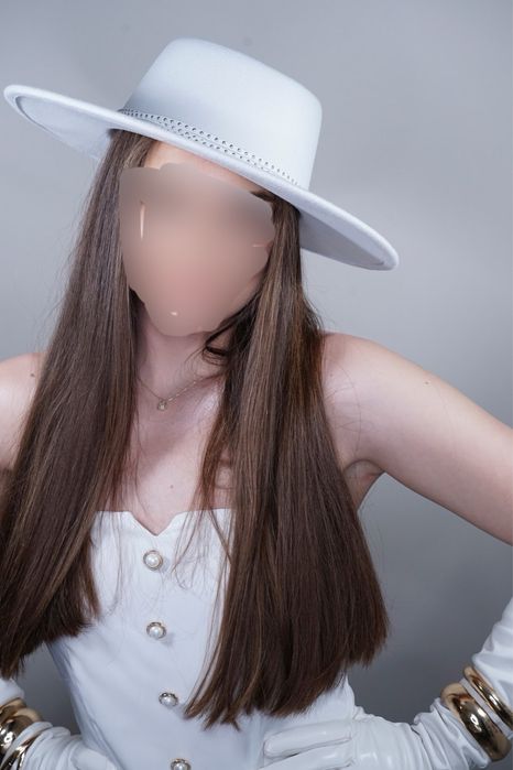 Шапка фотосесия бяла