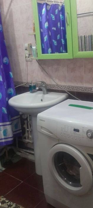 3х комнатная выше Хакимията с мебелью и техникой