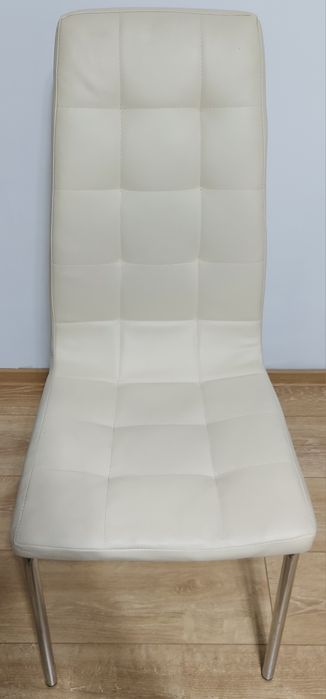 Scaune pentru living sau sufragerie