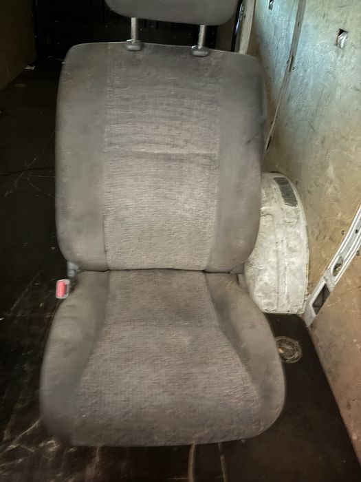 Седалки за Land Cruiser 120