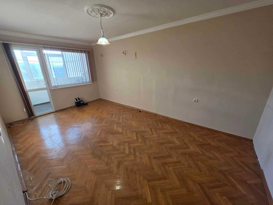 Двустаен апартамент, 64кв.м, Пазара