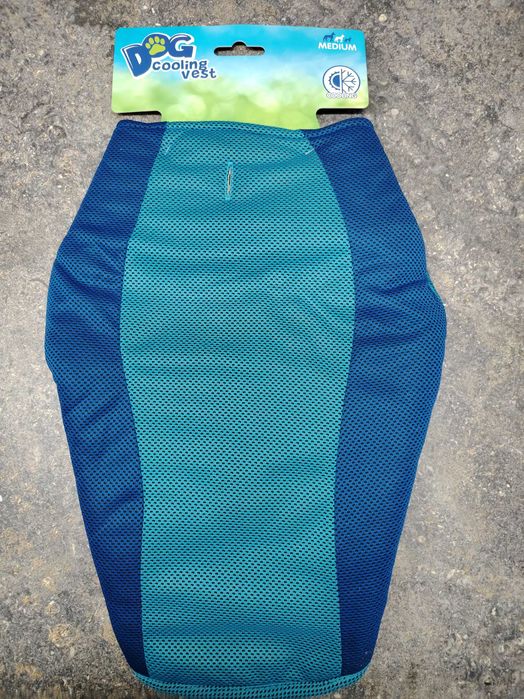 Неопренова жилетка и нагръдник за малко куче.