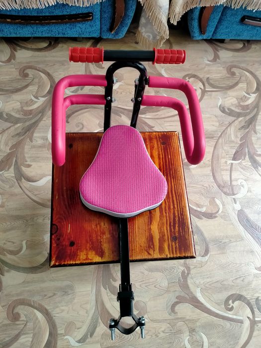 Продается детская сиденье на велосипед