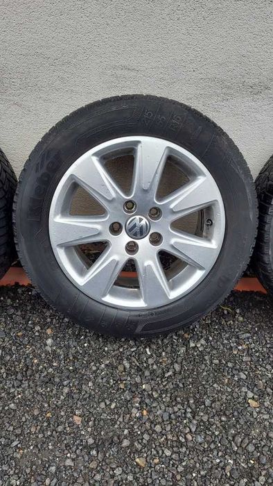 Jante VW Passat B6 7.0x16 et 45 5x112