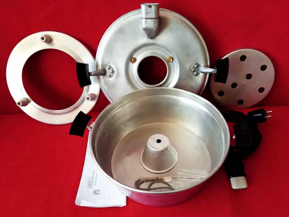 Електрическа тенджера.Отлична.