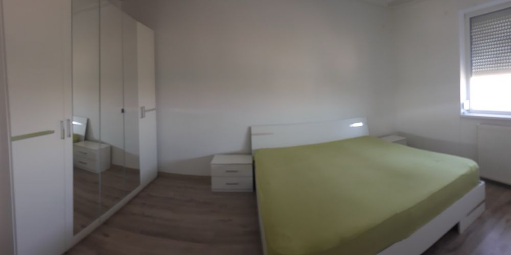 Inchiriem apartament