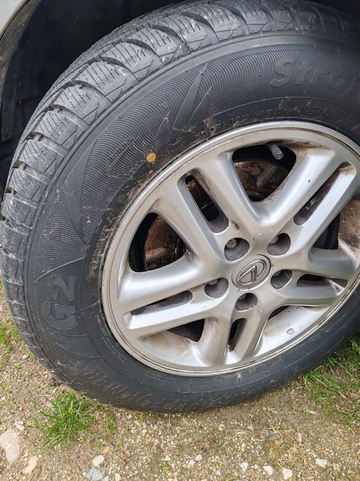 Чисто Нови Зимни Гуми 215/65/R16 Star Performer