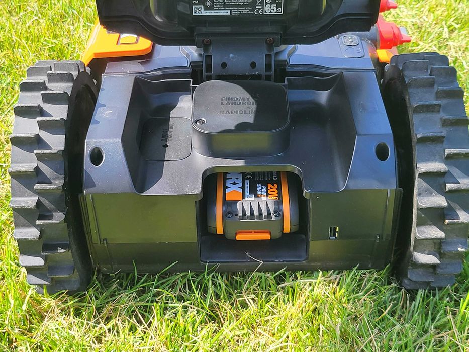 Косачка робот WORX Landroid WR130E + ACS пълен комплект + 50м кабел