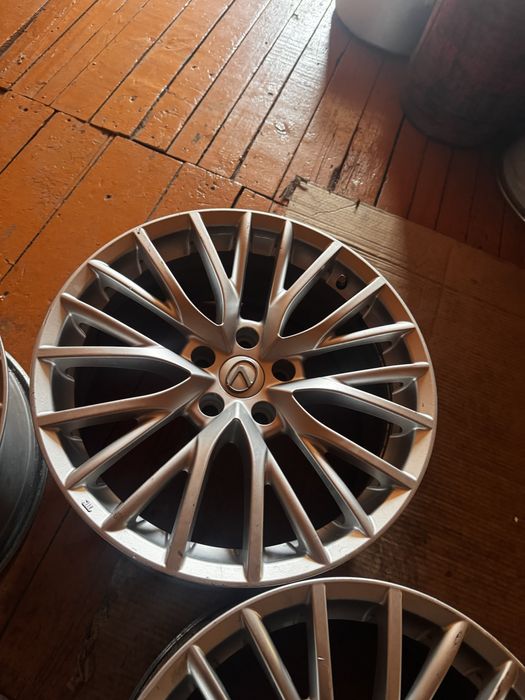 Продам диски Lexus RH R18 5/114.3