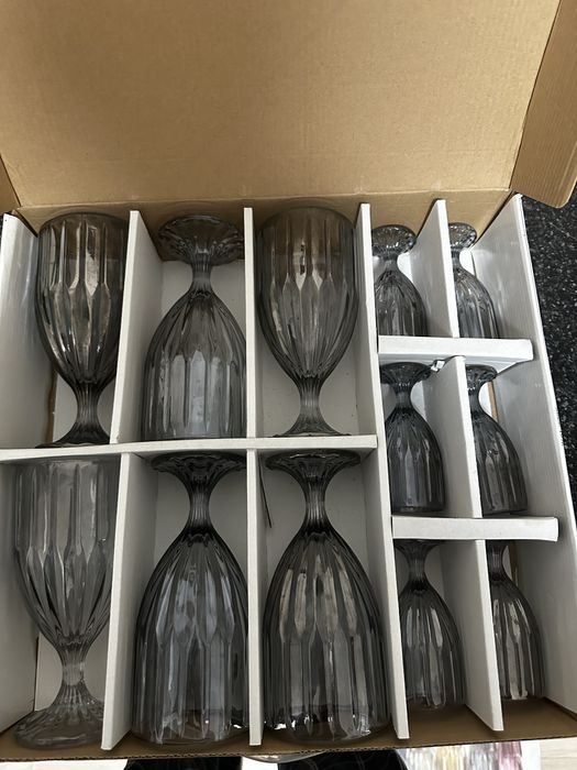 Посуда бокалы рюмки на ножках