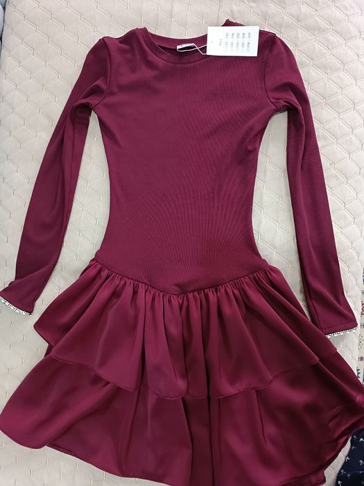 Продам нарядное платье