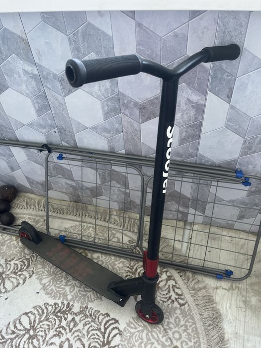 Продам трюковой самокат