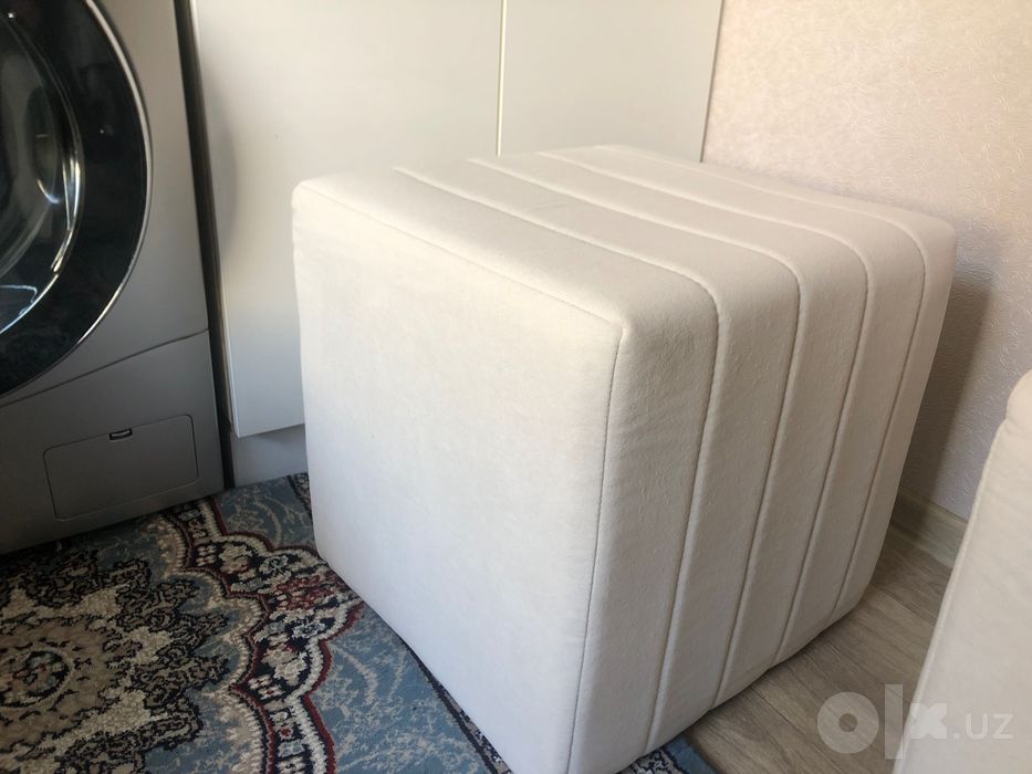 Пуфики очень срочно два идентичных новых