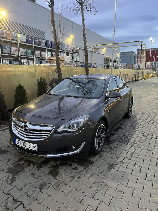 Opel Insignia  2.0 Benzina, 4X4, 250 CP