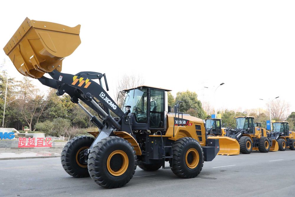 Погрузчики XCMG  (LW500FN-3м3. ZL50GN-3м3.XC958-3.2m3.XC958-3.5m3.)