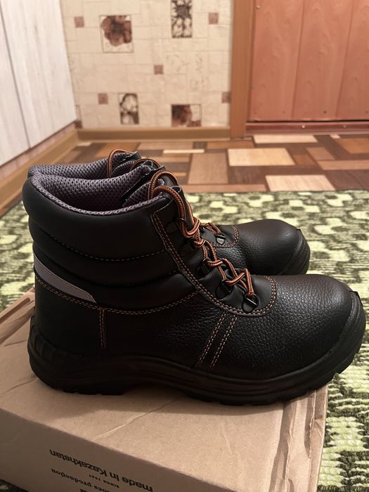 Продам ботинки демисезонные