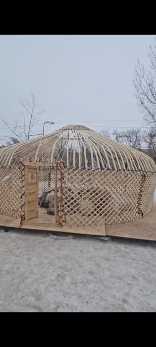 Юрта Хан киіз үйі ағаштан(сәмбі талдан) жасалған