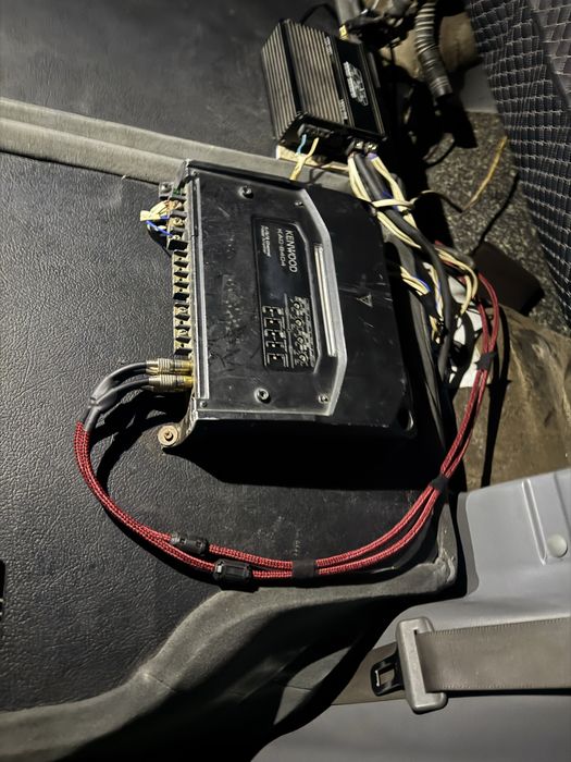 Usilitel 4 kanal kenwood