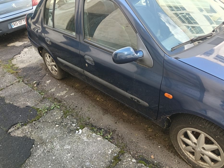 RENAULT Clio 2001 — imagine 4