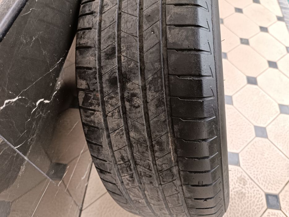 Vossen Diska Balon 215 55 R17 Holati Yaxshi Ayibi Yoq