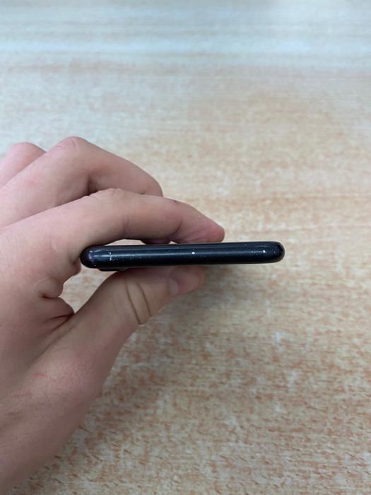 Продам iPhone 7 на 32гб