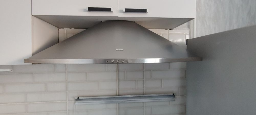 Продам вытяжка для кухни