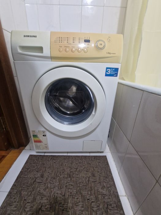 Продам стиральную машину